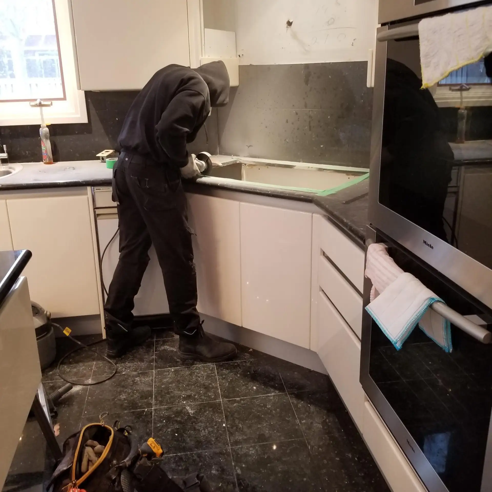 Appliance Repair in Care & Repair